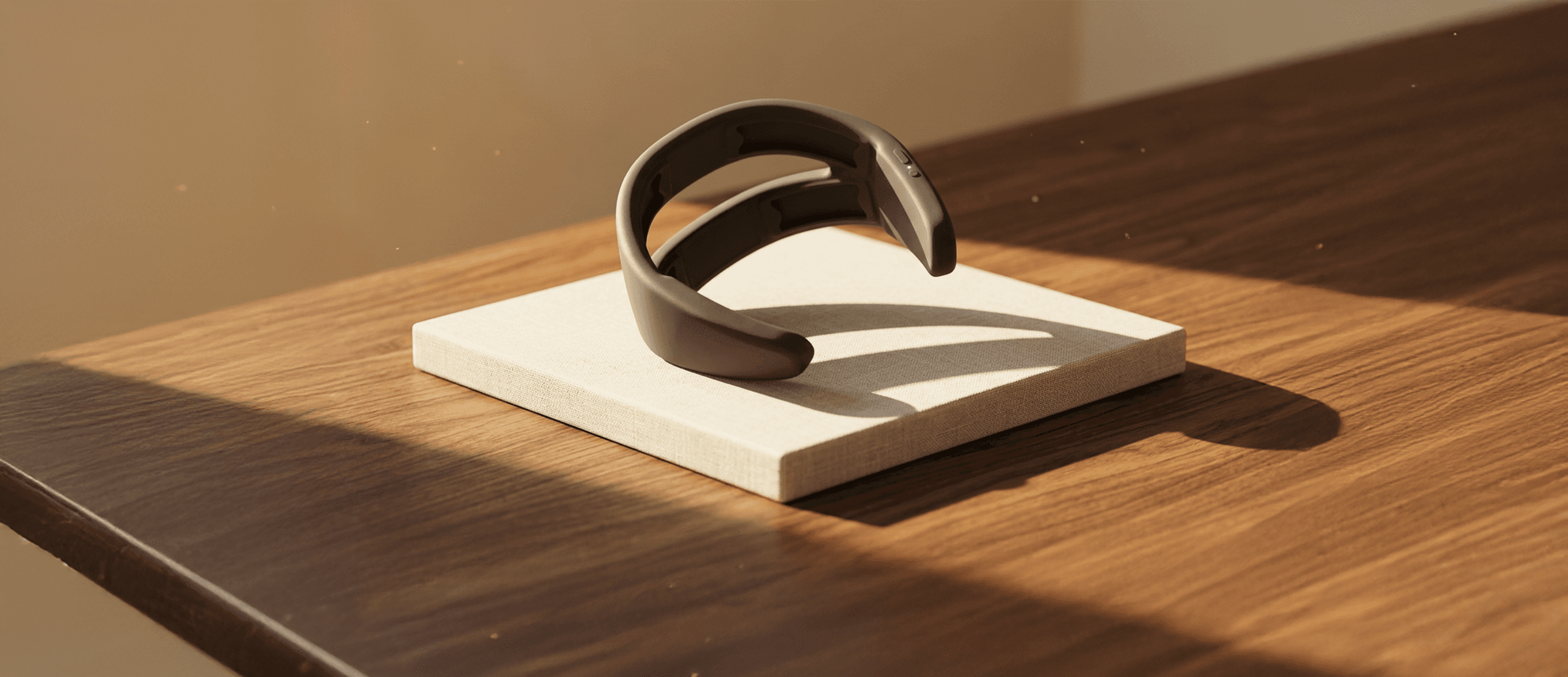 Nettle device on desk